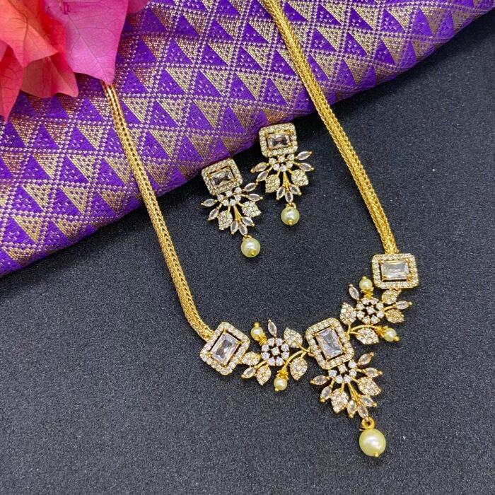 Varshini - Vibrant Necklace Set