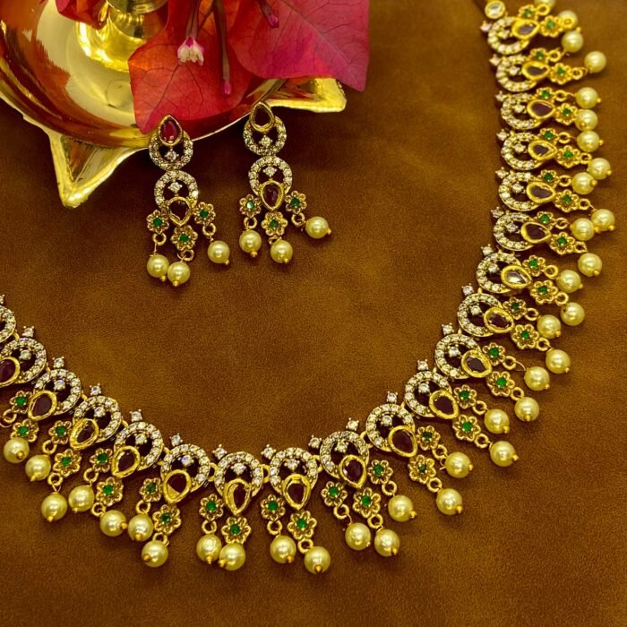 Ramani - Short Necklace Set